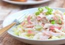 Comment faire une salade de chou chinois avec des bâtonnets de crabe